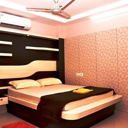 Venky'S Delight Hotel Rājahmundry Eksteriør billede