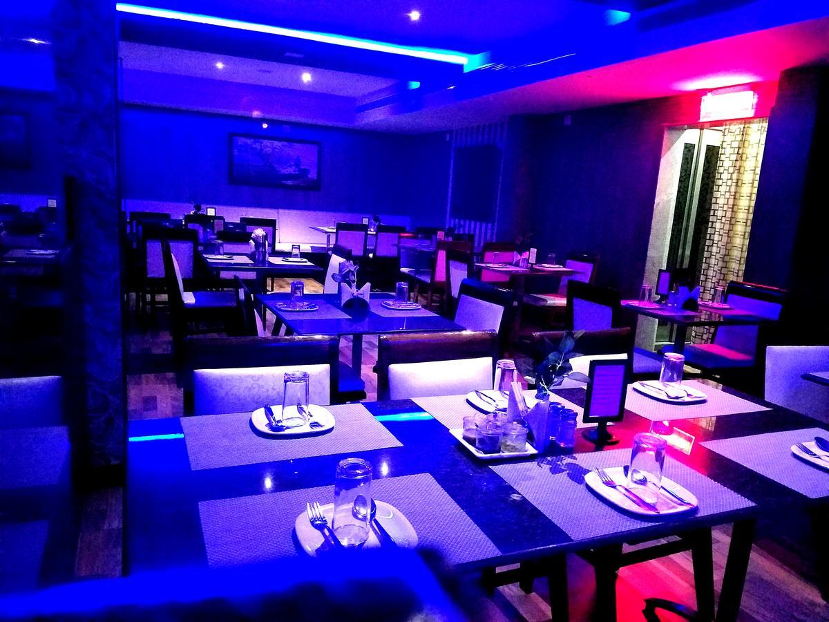 Venky'S Delight Hotel Rājahmundry Eksteriør billede